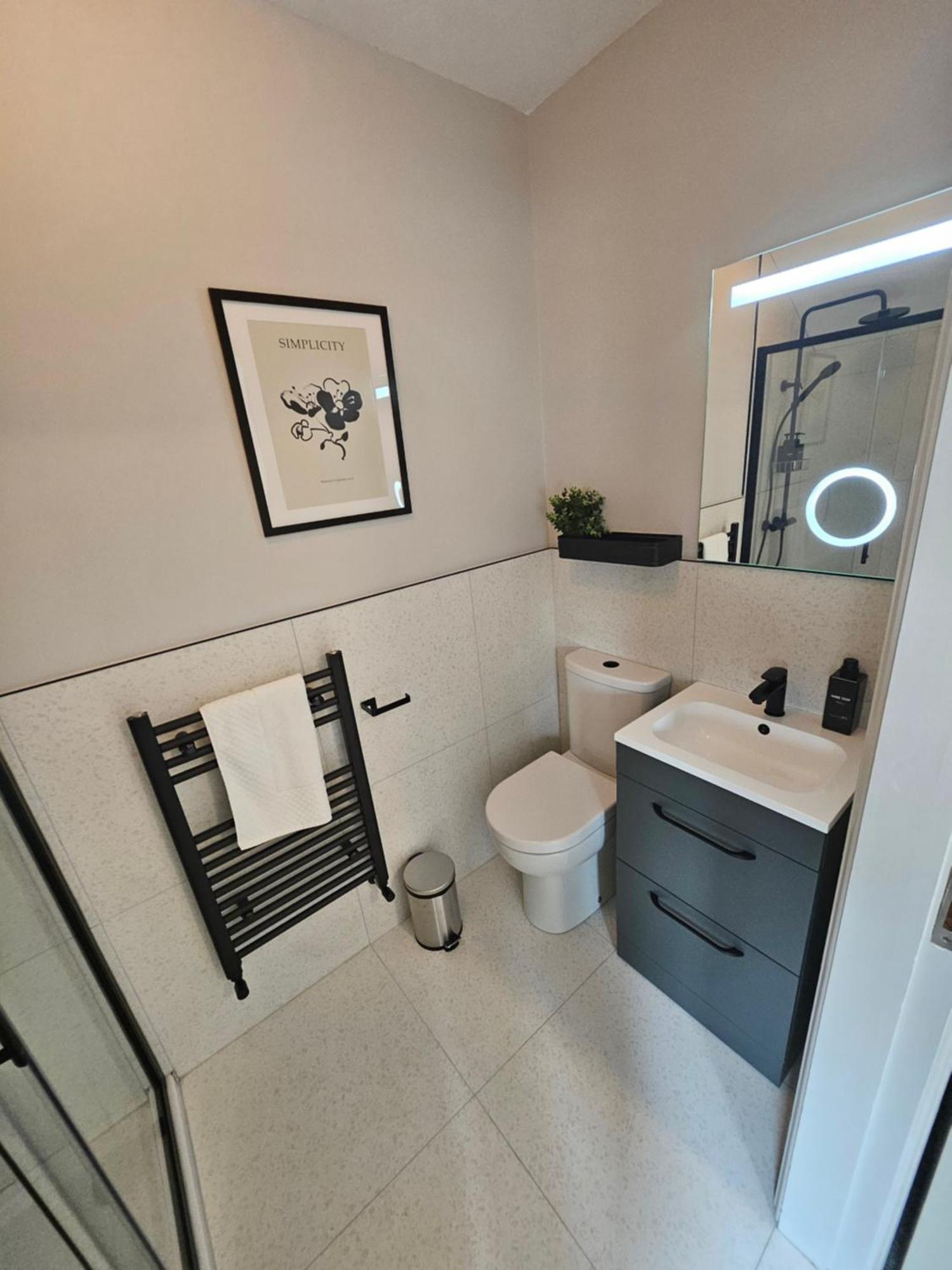 Tatlers Guest House Роскоммон Екстер'єр фото