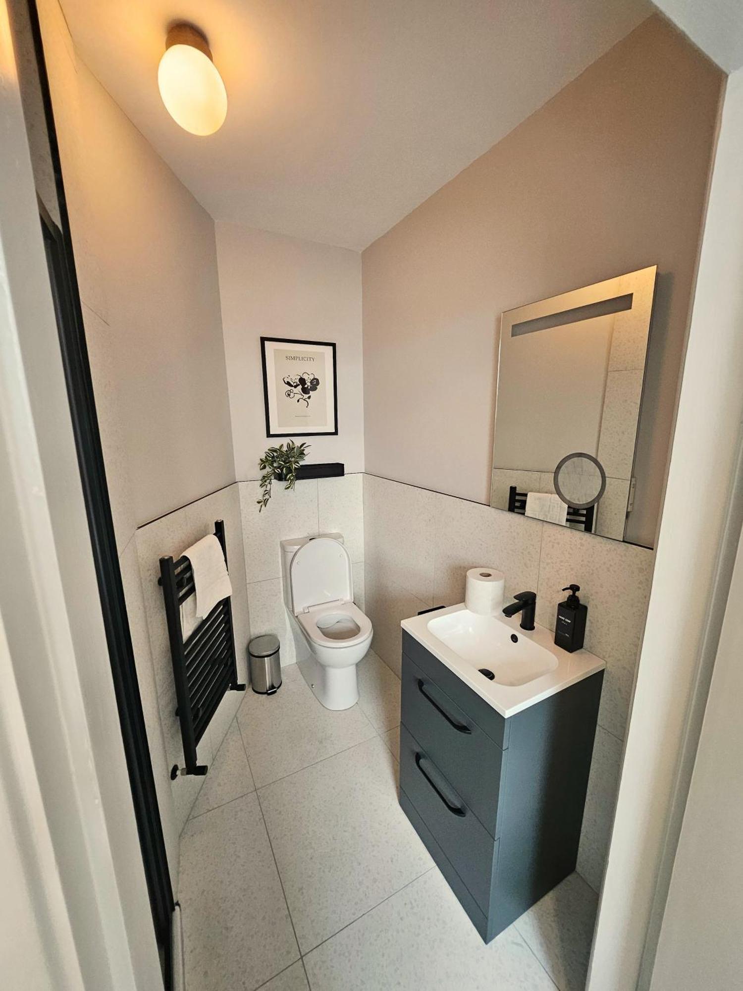 Tatlers Guest House Роскоммон Екстер'єр фото