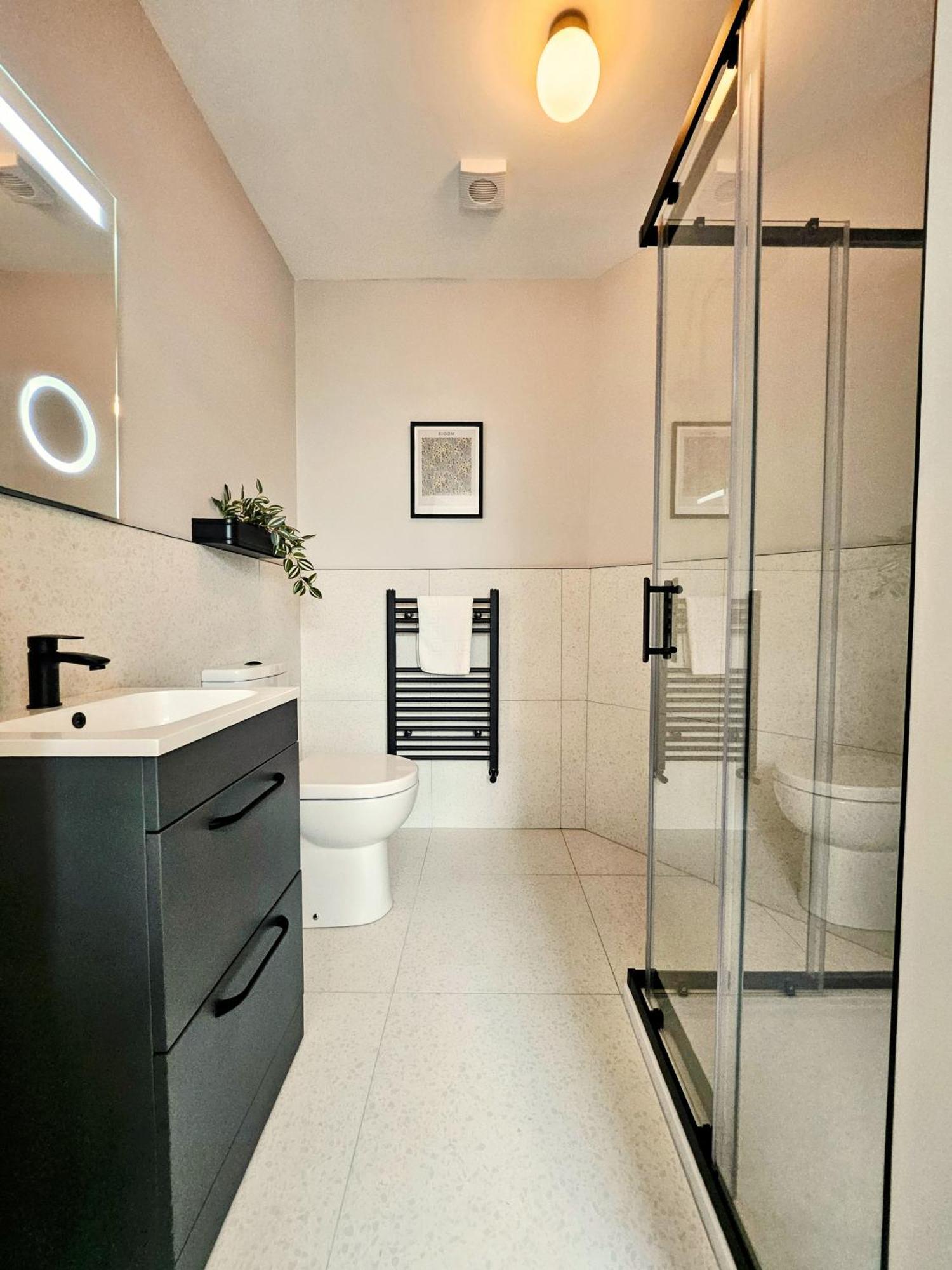Tatlers Guest House Роскоммон Екстер'єр фото
